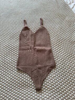 Abercrombie & Fitch ribbed bodysuit